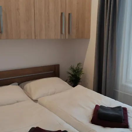 Apartmany U Holubu Na Namesti Roznov pod Radhostem Exterior photo
